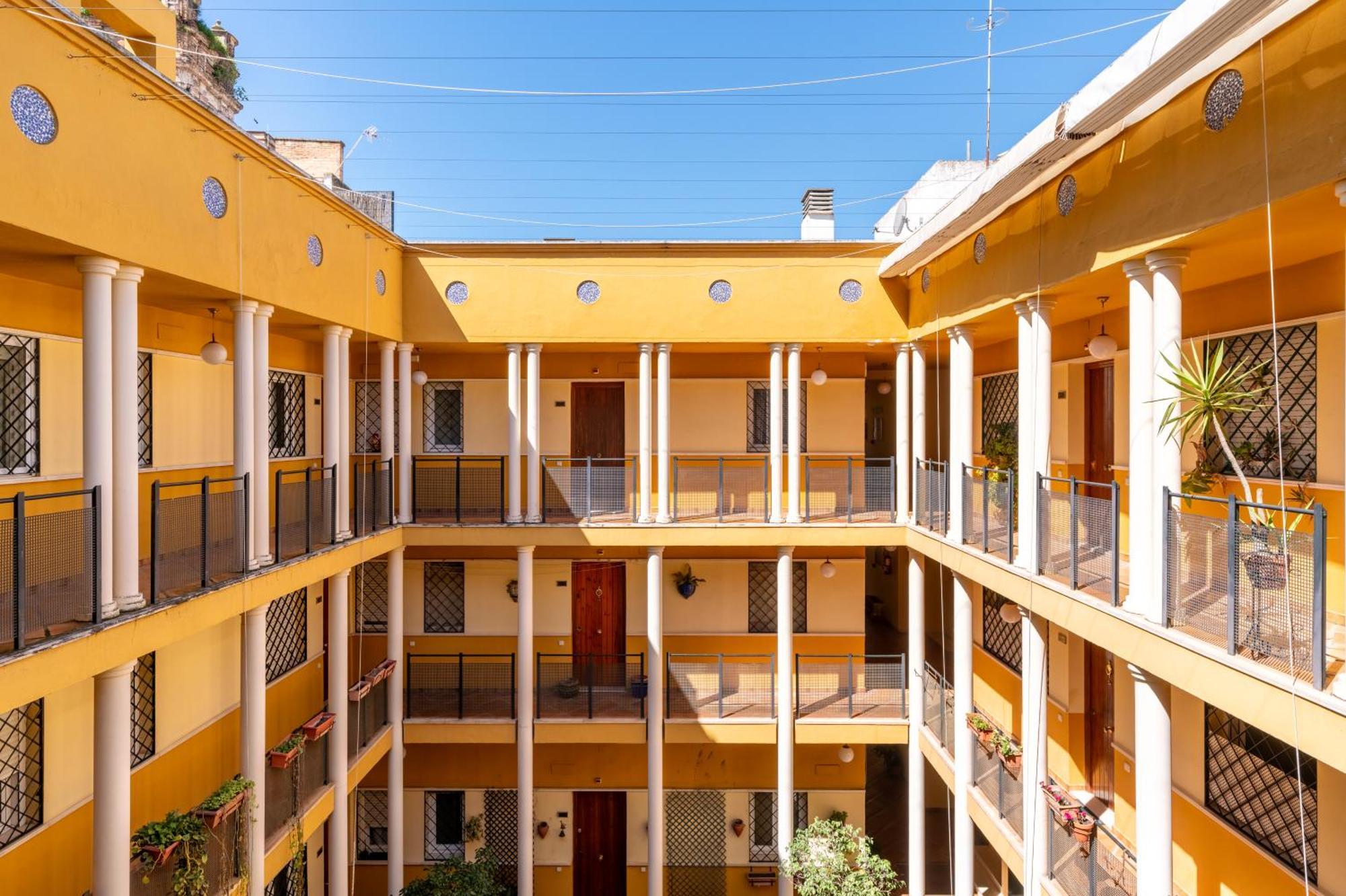 San Vicente-Museo Apartamento Sevilla Exterior foto